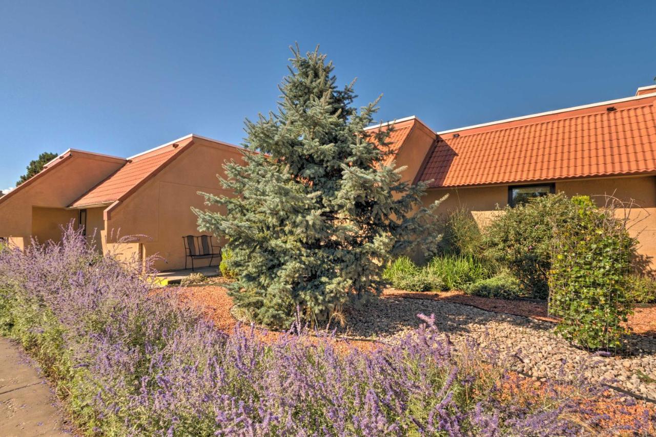 Bright Ruidoso Condo With Deck And Golf Course Views! Exterior photo