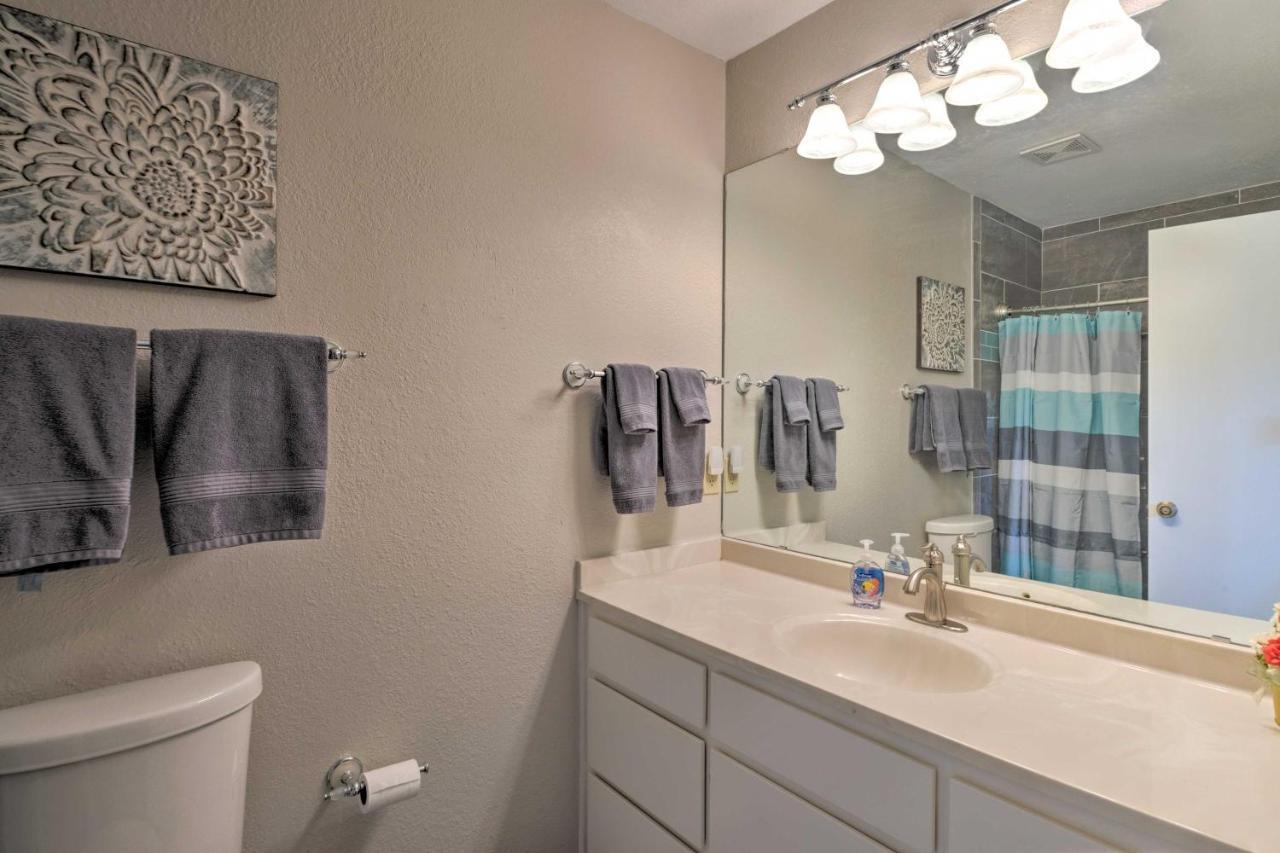 Bright Ruidoso Condo With Deck And Golf Course Views! Exterior photo
